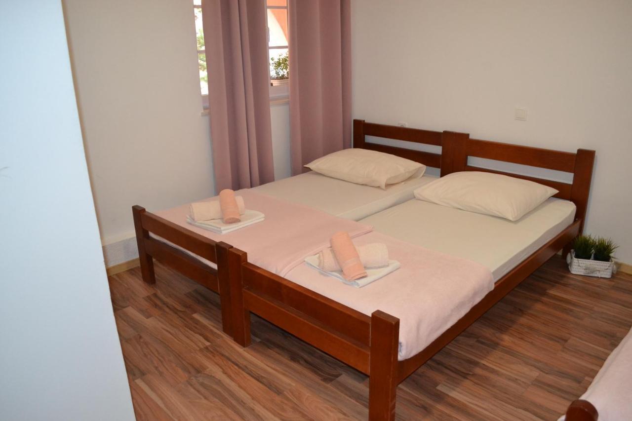 Apartments Rem Новалья Экстерьер фото